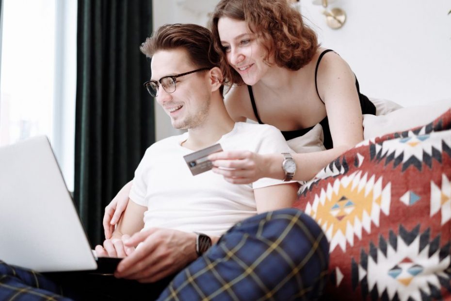 Znana sieć otwiera sklep online