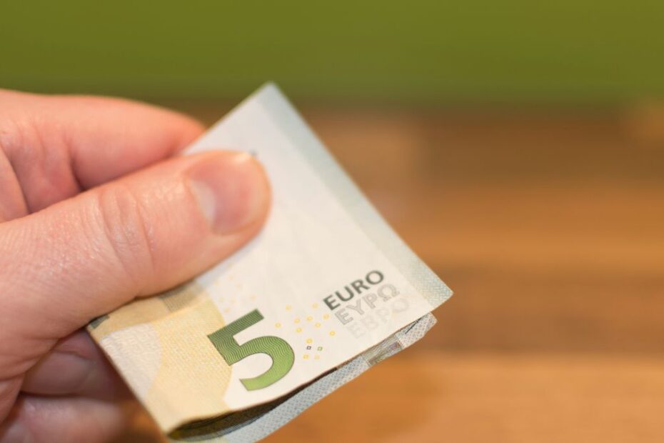 sztuczka z 5 euro