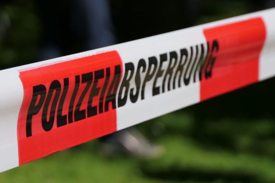 Niemcy: Dramat w Hamburgu, samochód wjechał w supermarket, jedna osoba nie żyje