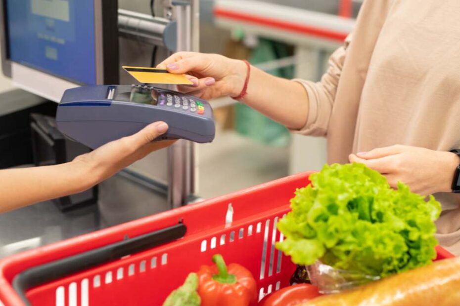 Zapomnij o gotówce w supermarkecie