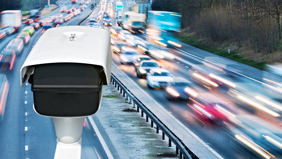 Pułapka fotoradarowa na A16