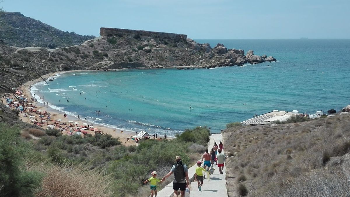 10 najpiękniejszych plaż piaszczystych na Malcie