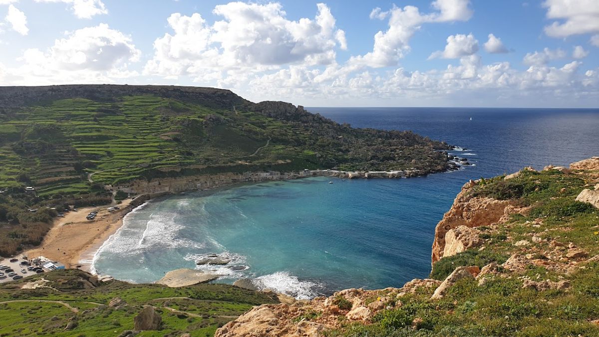 10 najpiękniejszych plaż piaszczystych na Malcie