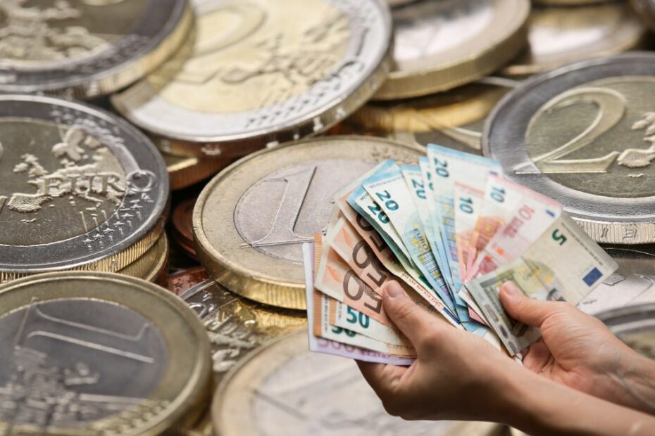 moneta 2 euro warta 30 000 euro
