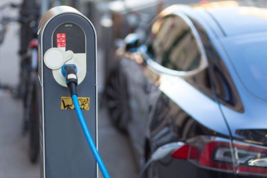 Samochody elektryczne tańsze od spalinowych