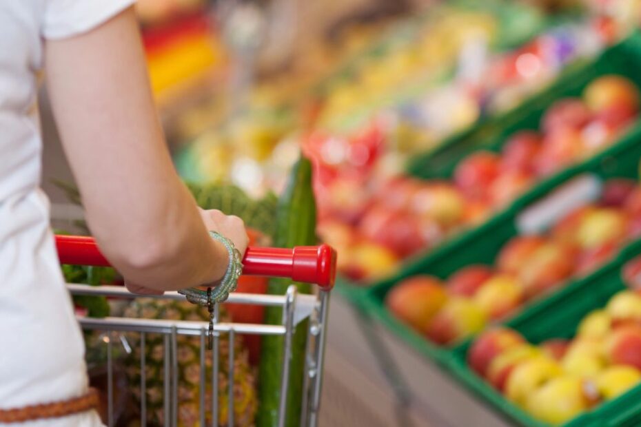 Pilne wycofanie owoców z supermarketów - ważne informacje dla konsumentów