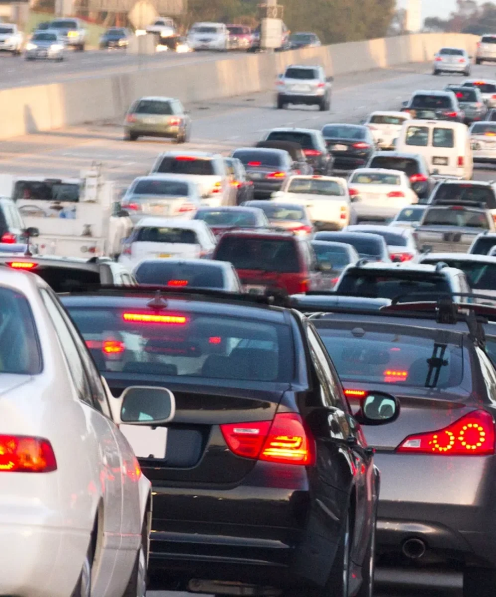 UE celuje we właścicieli używanych samochodów: Bruksela zmienia zasady Foto: Korek na autostradzie