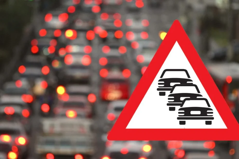 Autostrada A1 w Niemczech całkowicie zamknięta po wypadku ciężarówki z materiałami niebezpiecznymi