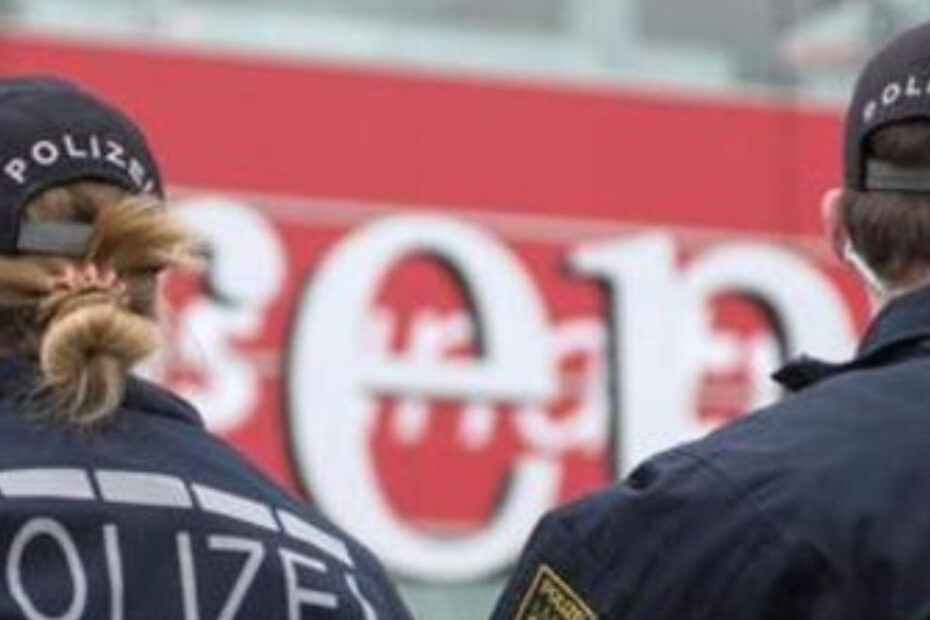 Niemcy: SUV wjechał w pieszych, tragedia w Stuttgarcie