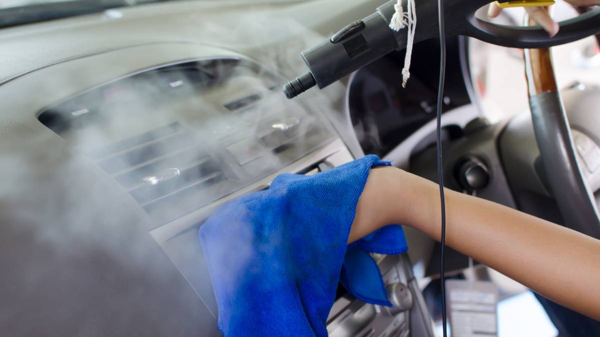 Błąd kierowców latem z klimatyzacją