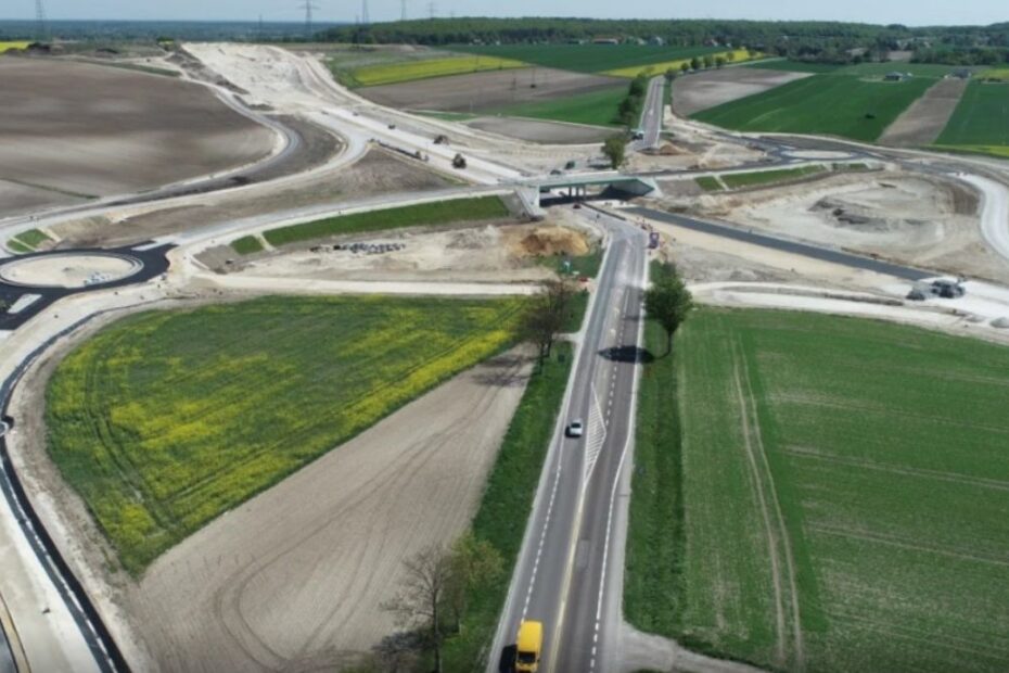 dwie nowe drogi ekspresowe