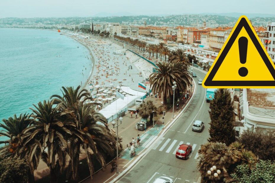 Zakaz kąpielówek na ulicach Francji. zdjęcie plaża we francji