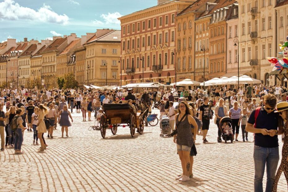 Najbardziej przereklamowane atrakcje turystyczne w Polsce Foto: Stare miasto w Warszawie