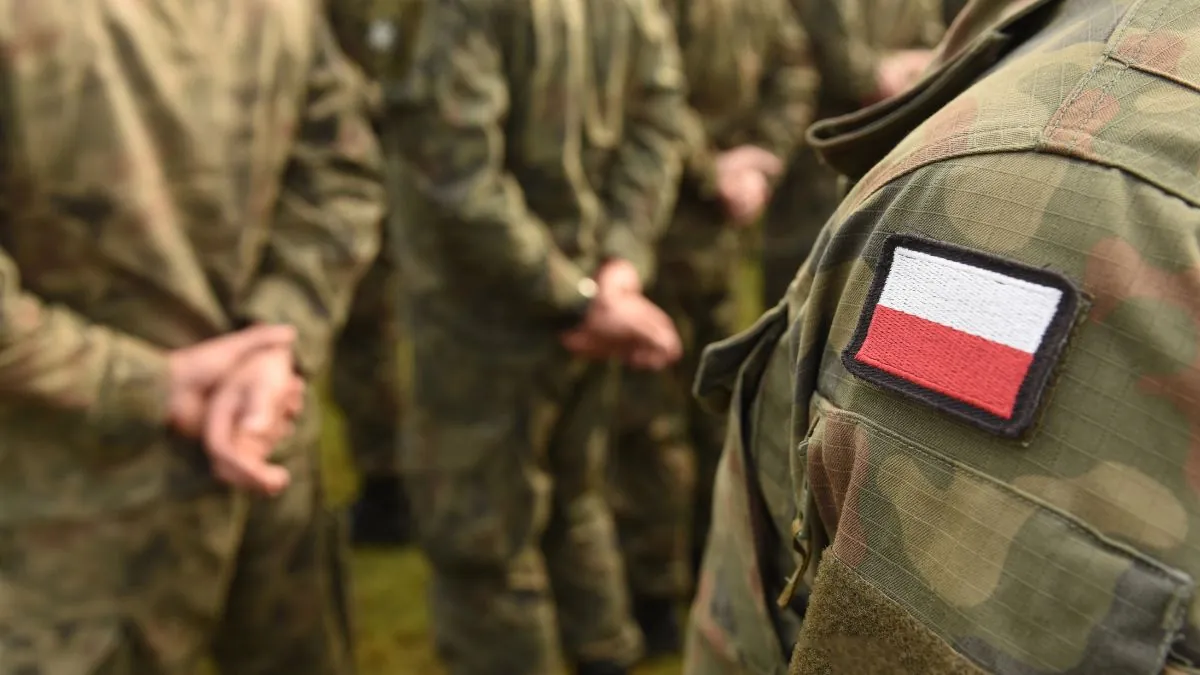 Nowe zasady powołań do wojska a pobyt za granicą