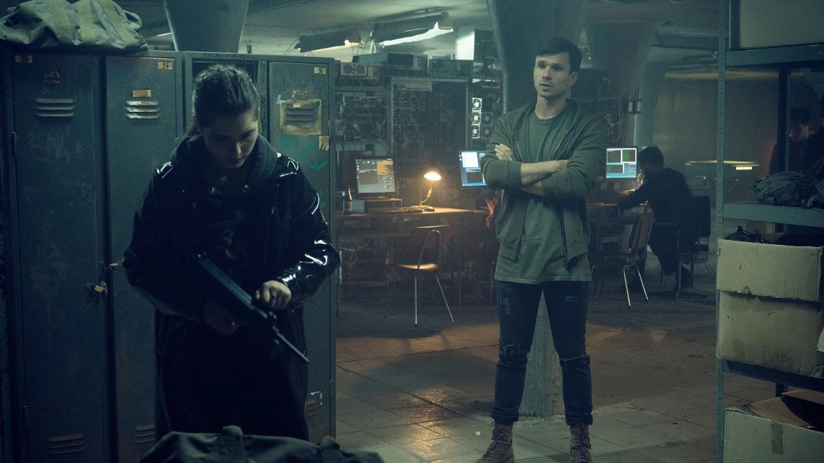 polski serial 1983 na Netflixie. zdjęcie główni bohaterowie