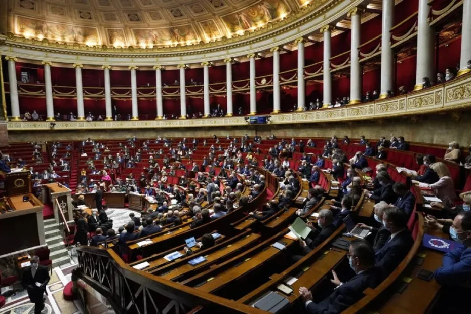 upadek rządu we Francji