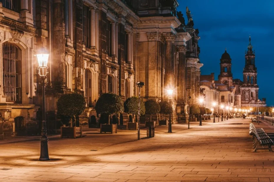 niemieckie miasta na listopadowy weekend Foto: Jesienna panorama niemieckiego miasta