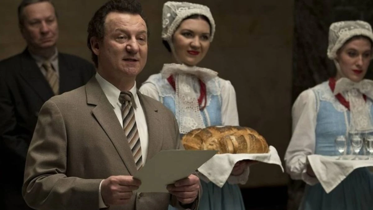 Ukryta gra znika z netflix polski thriller polityczny. zdjęcie obsada główni bohaterowie