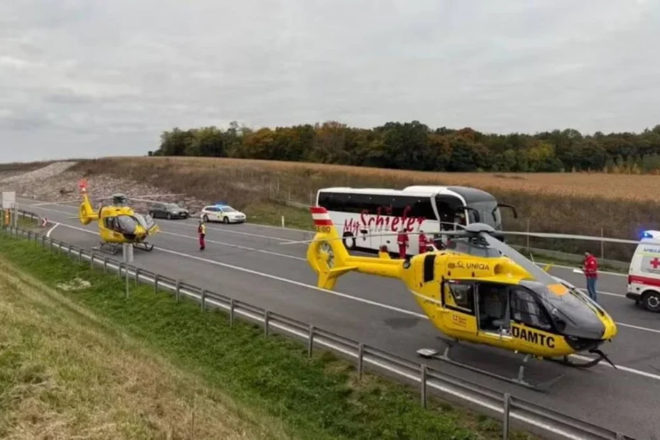 Czołowe zderzenie ciężarówki z polskim autokarem w Austrii