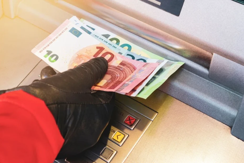 Naklejki promujące płatności gotówkowe w Niemczech
