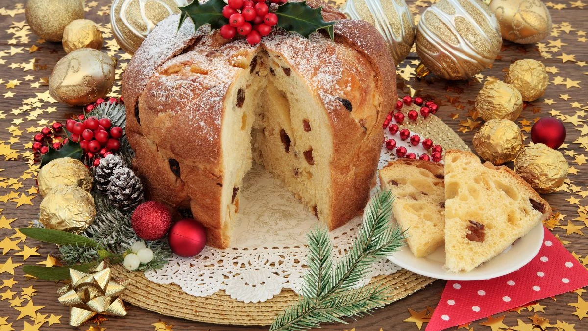 tradycyjne włoskie potrawy na Boże Narodzenie Foto: Panettone