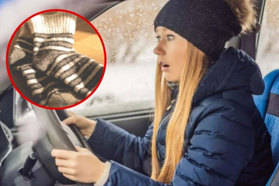 Trik ze skarpetą w samochodzie