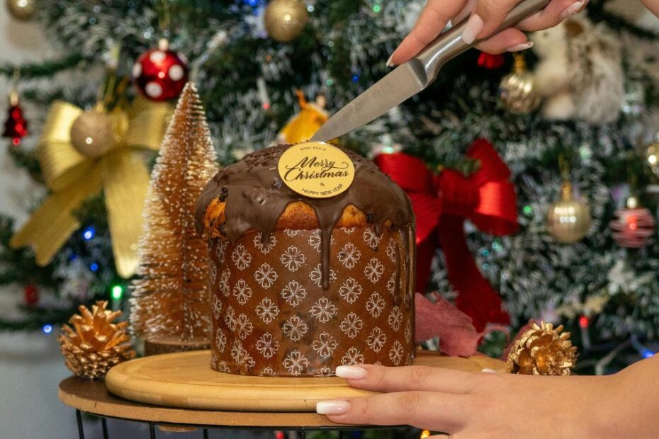tradycyjne włoskie potrawy na Boże Narodzenie Foto: Panettone