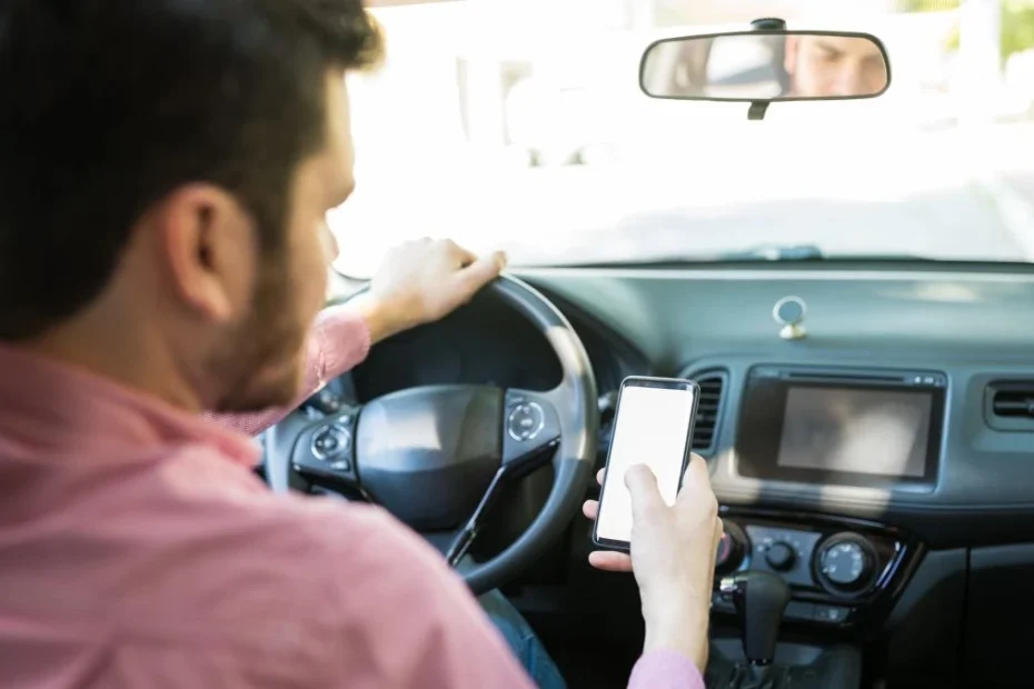 Jak jechać żeby auto paliło mniej