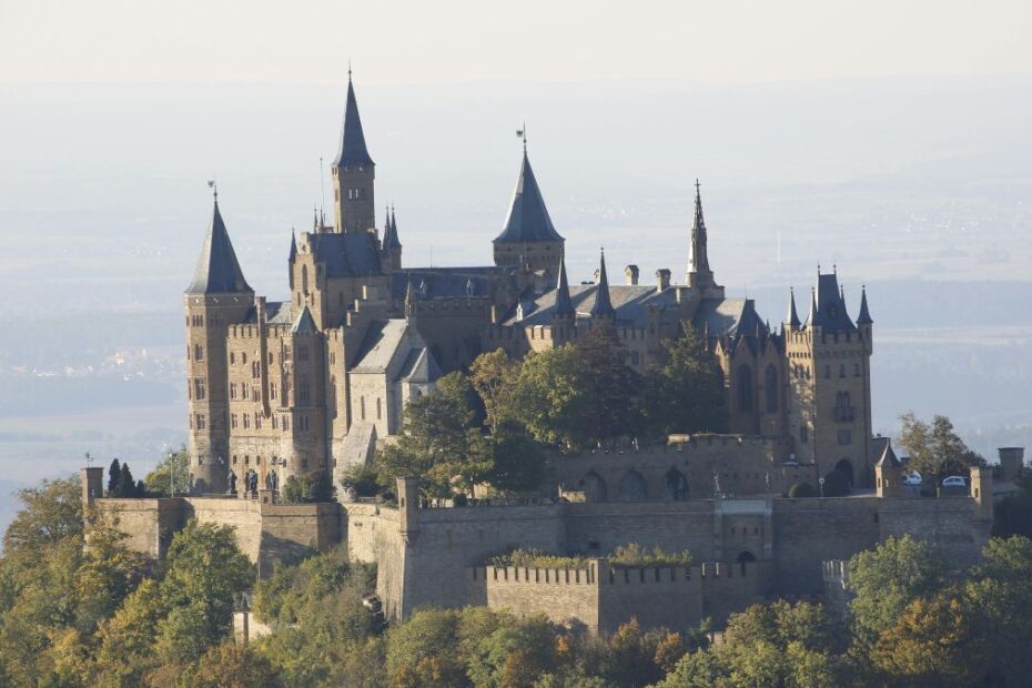 Zamek Hohenzollern - neogotycka perła niemieckiej architektury Foto: Zamek Hohenzollern