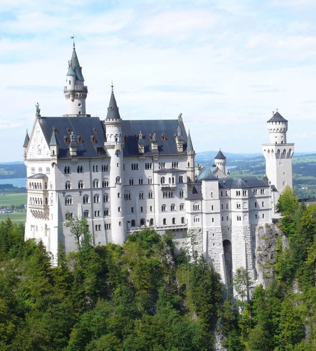 Ten region Niemiec co roku zachwyca miliony turystów Foto: Zamek Neuschwanstein w Bawarii