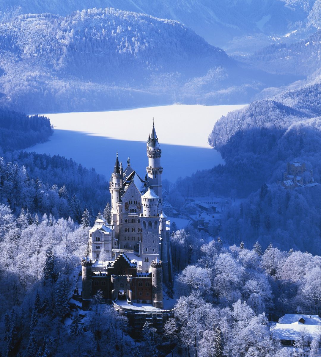 Zamek Śpiącej Królewny naprawdę istnieje Foto: zamek Neuschwanstein zimą