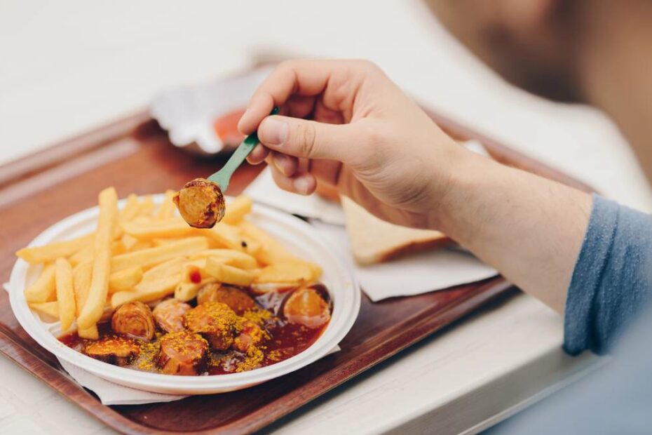 Currywurst i sznycel pod lupą w Niemczech
