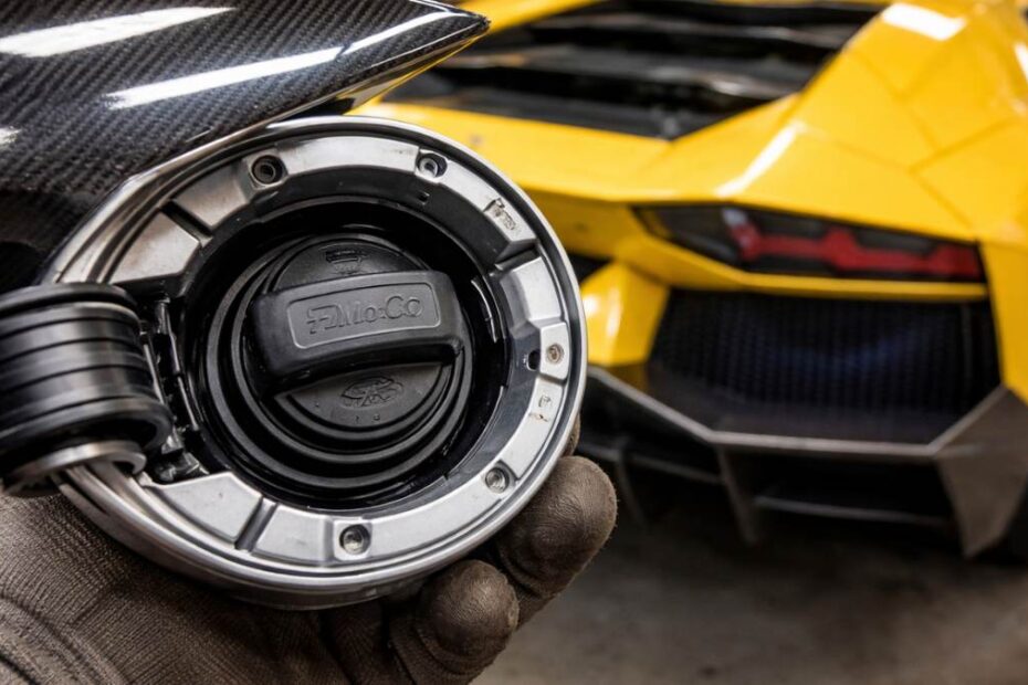 Mechanik odkrył sekret Lamborghini