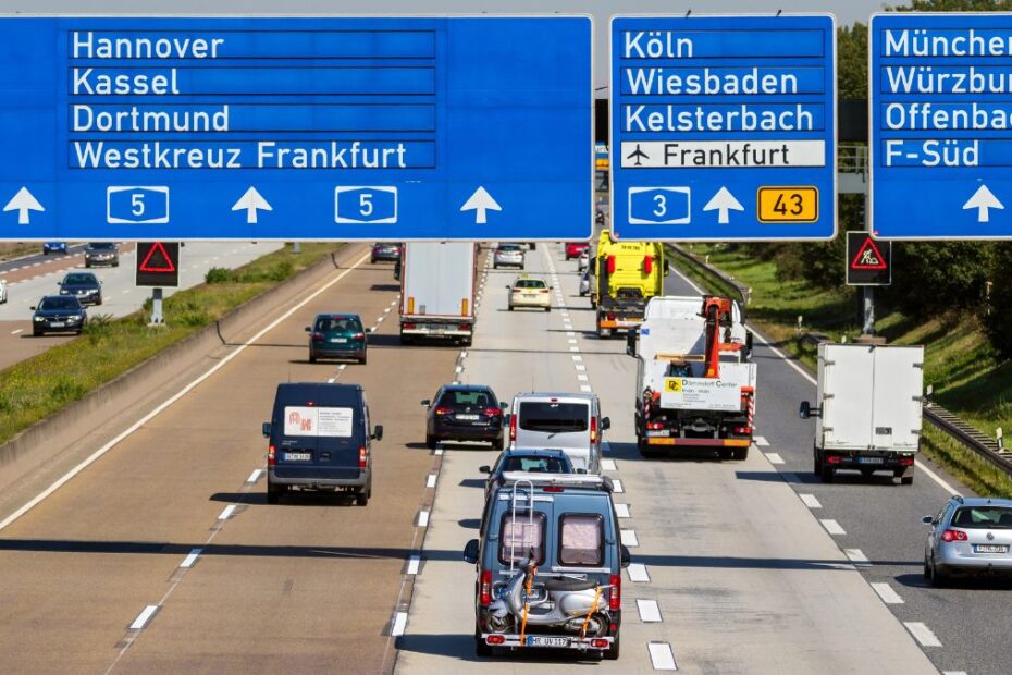 Liczby na znakach autostradowych