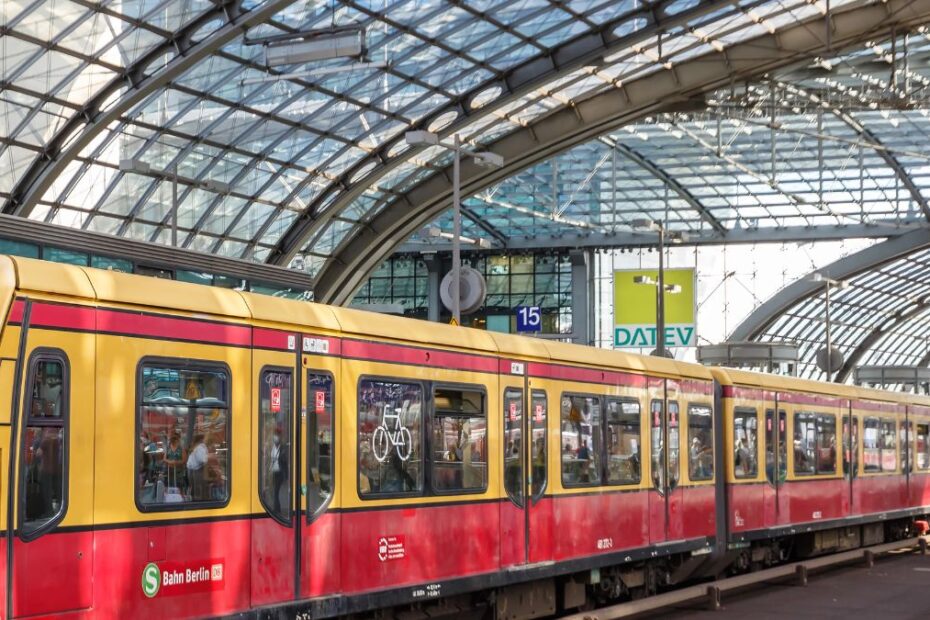 W Berlinie ruszyła nowa linia kolejki miejskiej. Linia S15 już kursuje