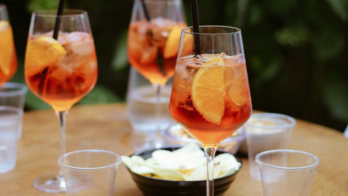 Campari walczy z zamiennikami Aperola fot aperol