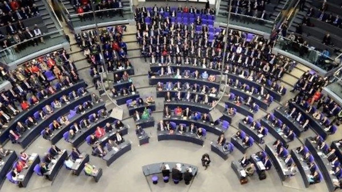 Wyjście Niemiec ze strefy euro i układu Schengen