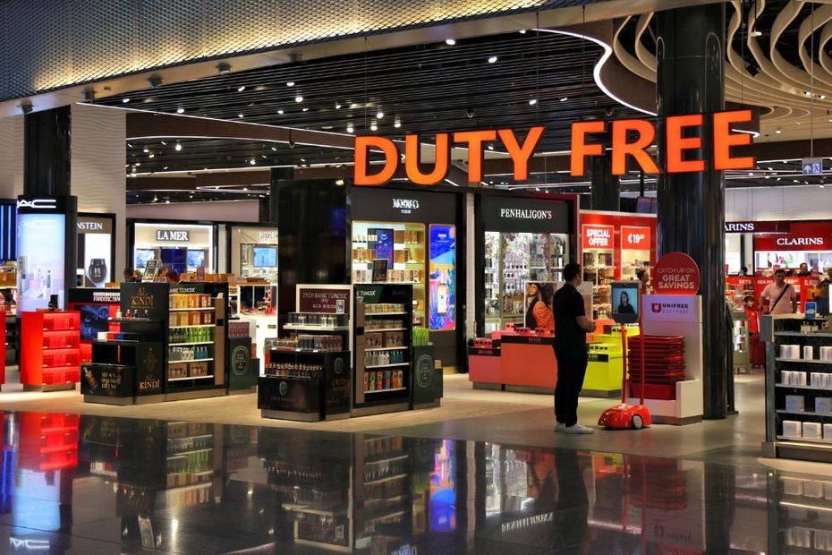 Duty free na lotnisku źródło: depositphotos.com