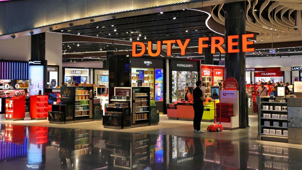 Duty free na lotnisku źródło: depositphotos.com