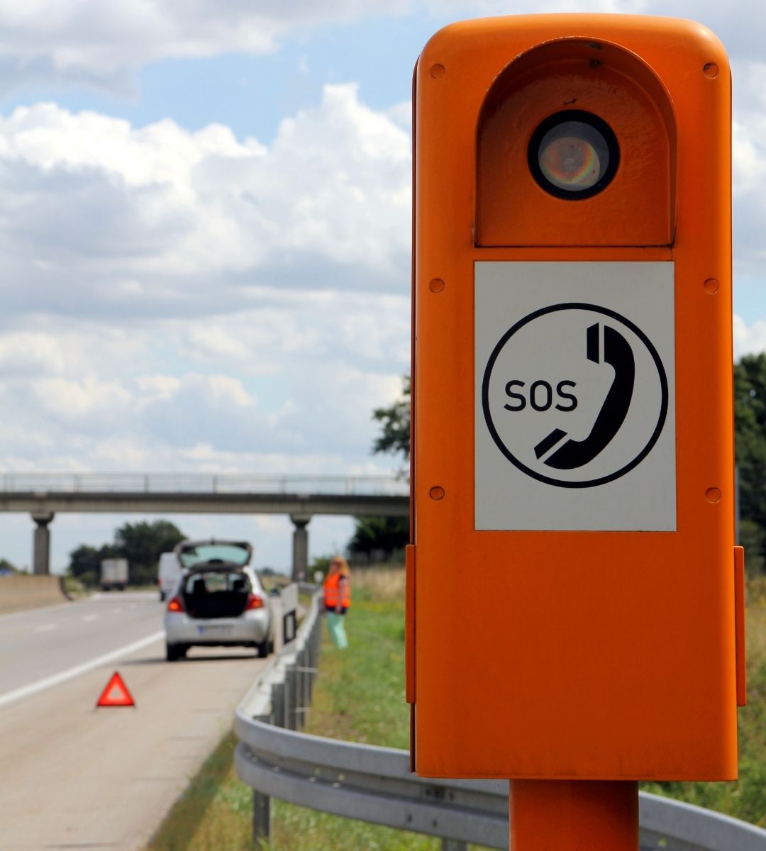 Koniec słupków SOS na niemieckich autostradach