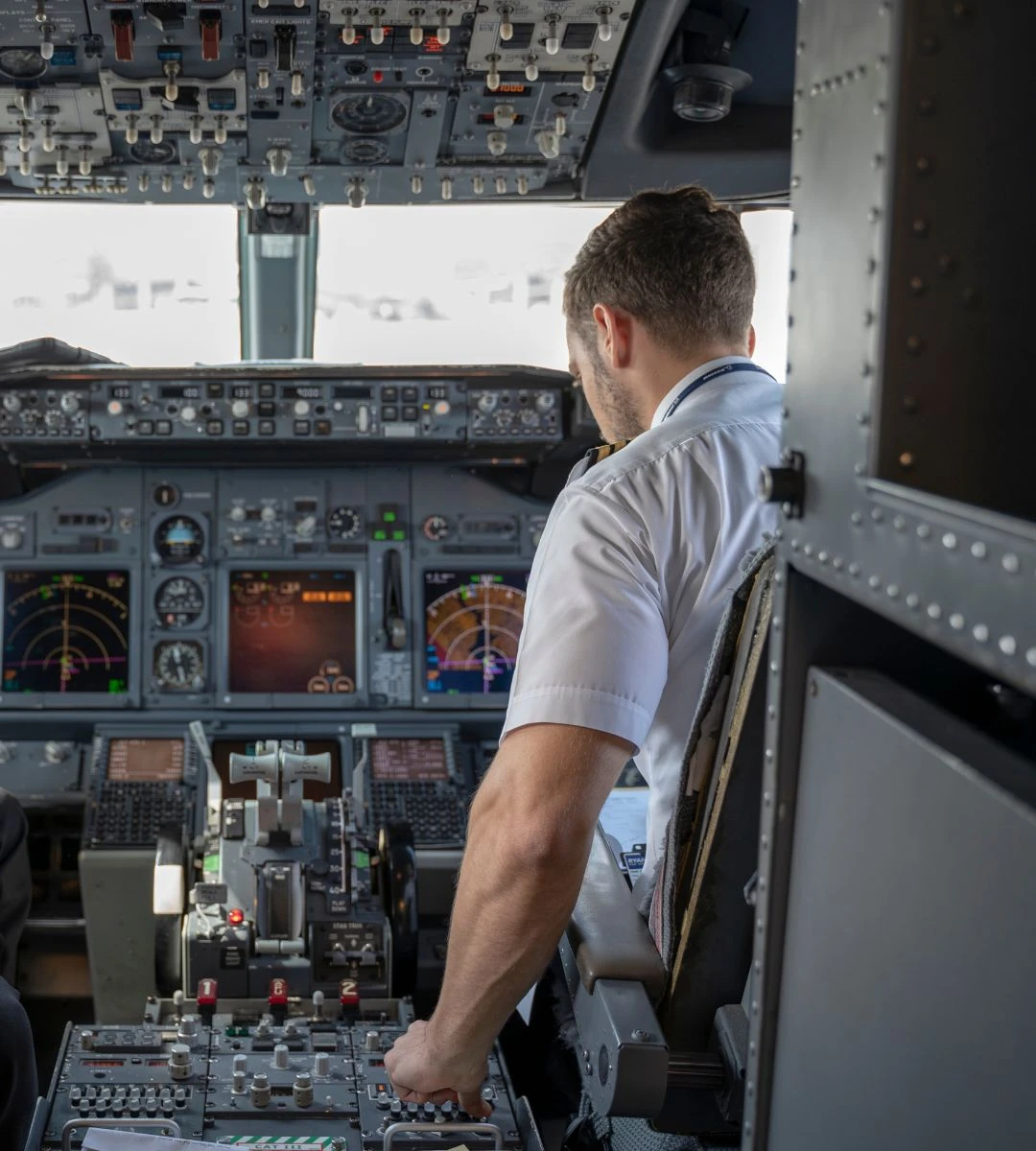 Piloci zasnęli w kokpicie Foto: pilot w kokpicie