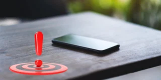 koniec z kladzeniem telefonu na stole