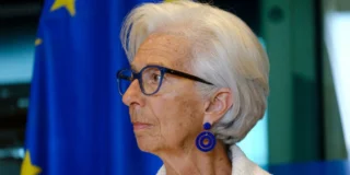 Wszystkie banknoty euro zmienią wygląd. Ważny termin upływa 21 września