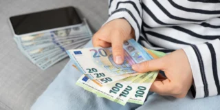 ile trzeba mieć pieniędzy żeby być bogatym